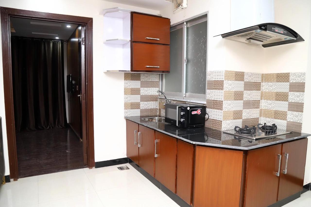 Adara Suites Lahore Exterior foto